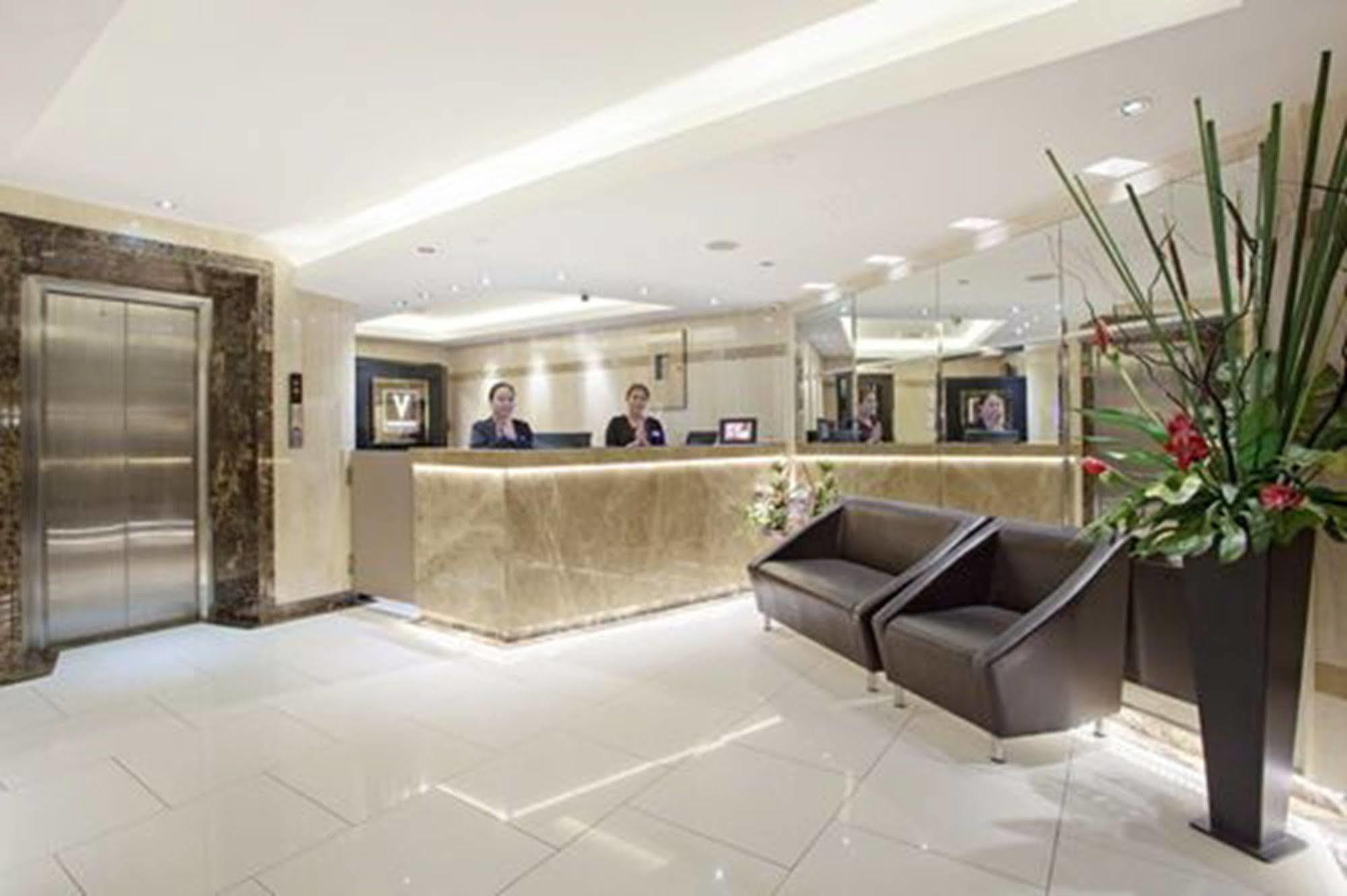V Residence Bangkok Exterior foto